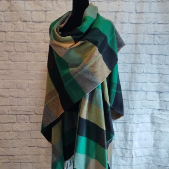 Zara Wool blend Plaid Cape Poncho Blanket Scarf - Picture 2 of 7